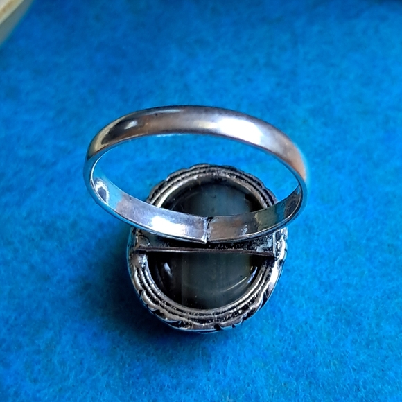 Gorgeous Sterling Banded Agate Ring, Size 7.75 - Picture 4 of 6